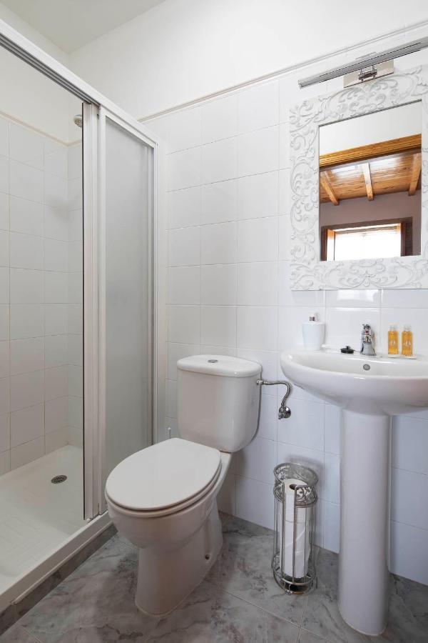 Apartamentos Barral Meu Lar Valga Exteriör bild